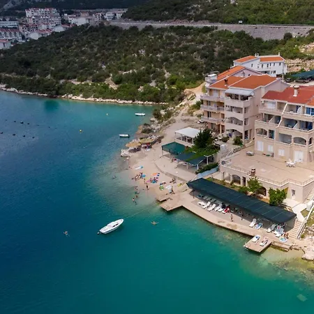 Guest house Jazina Pavlovic 3*