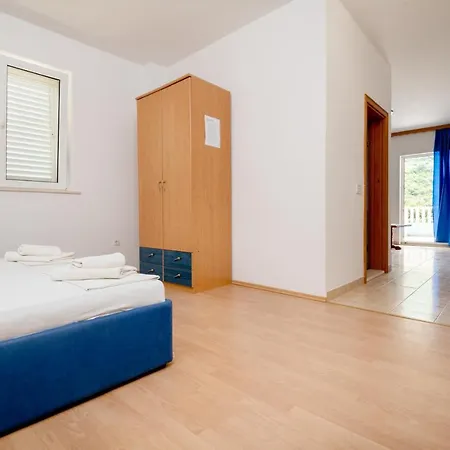 Pensionat Jazina Pavlovic