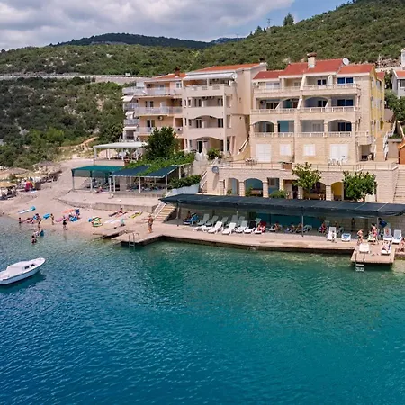 Jazina Pavlovic Pensionat Neum